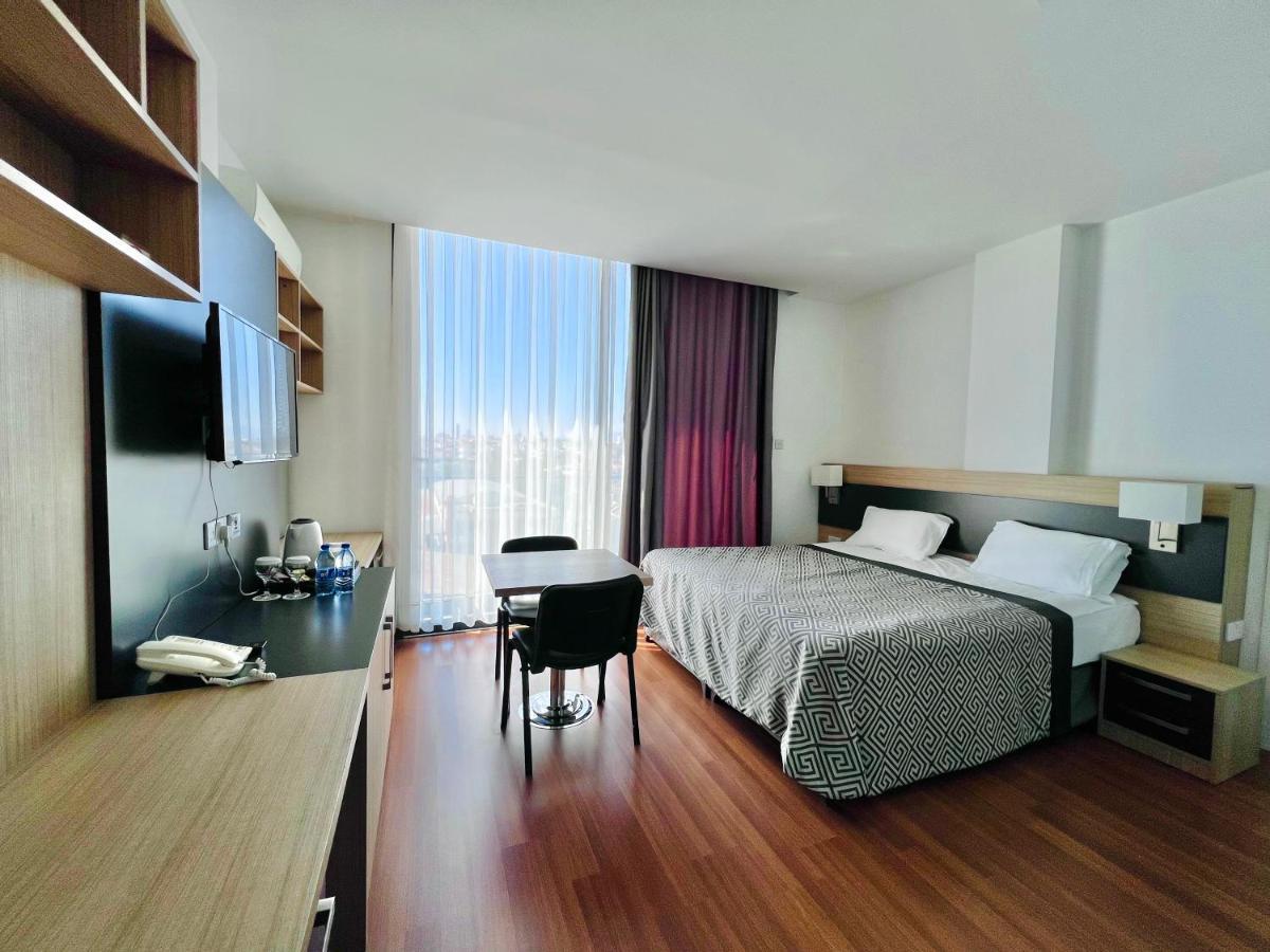 Sky Roof Hotel นิโคเซีย ภายนอก รูปภาพ
