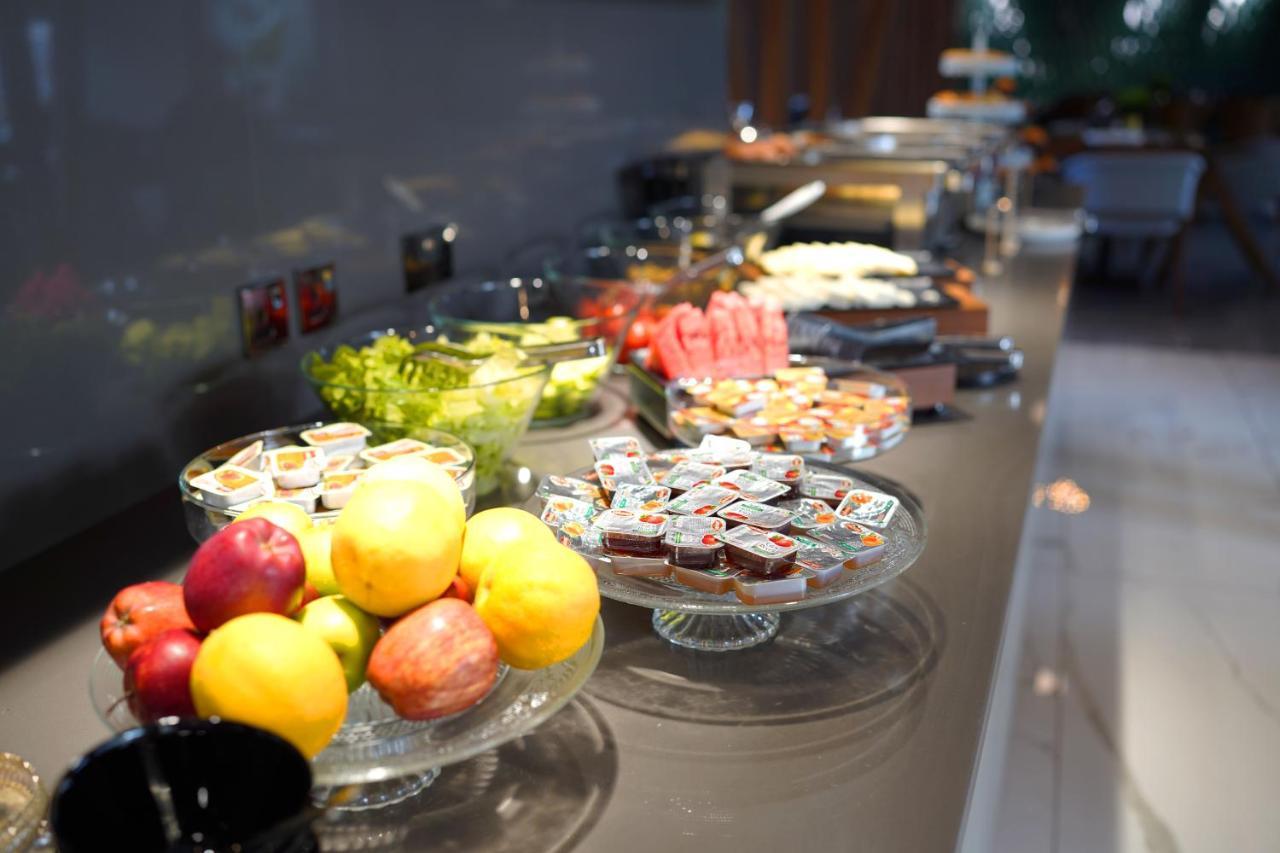 Sky Roof Hotel นิโคเซีย ภายนอก รูปภาพ