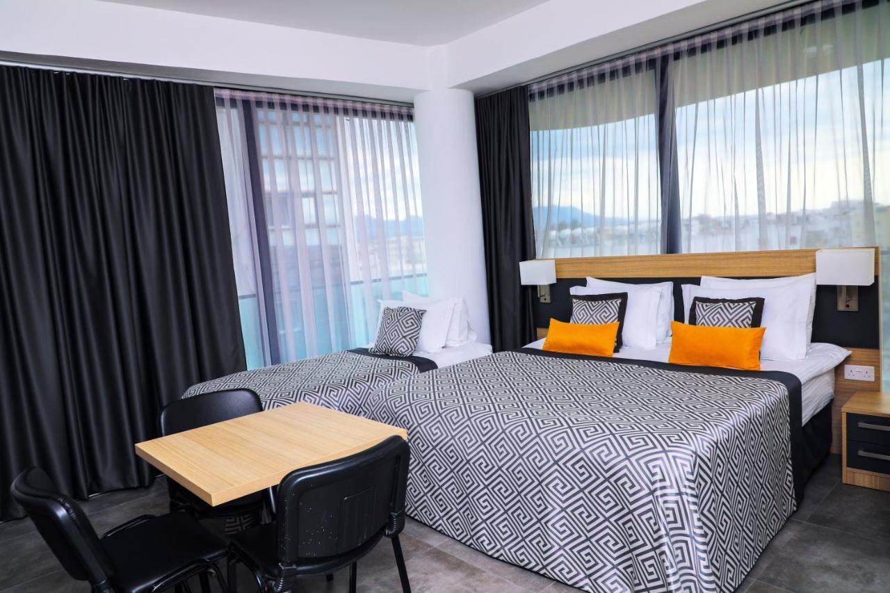 Sky Roof Hotel นิโคเซีย ภายนอก รูปภาพ